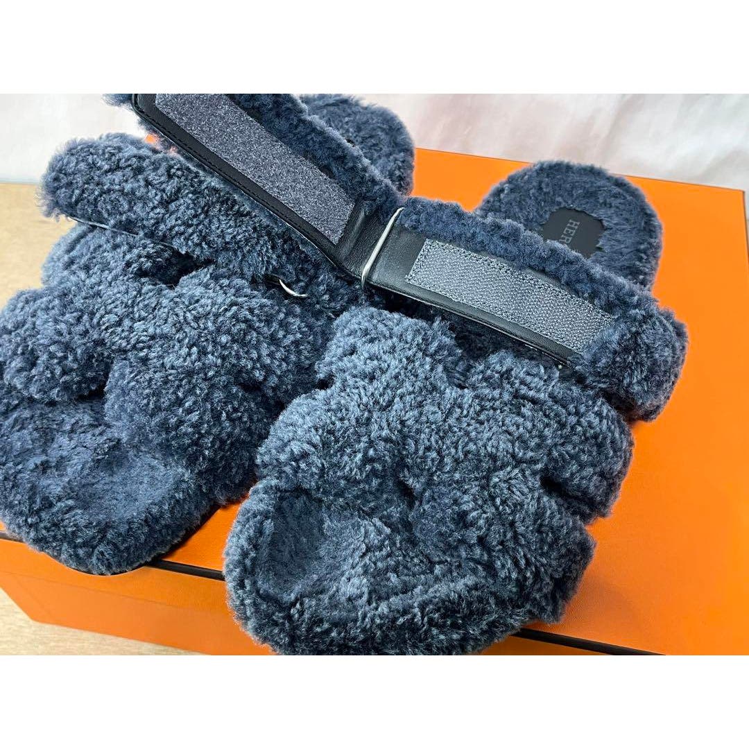 HERMES WOOLSKIN CHYPRE SANDALS